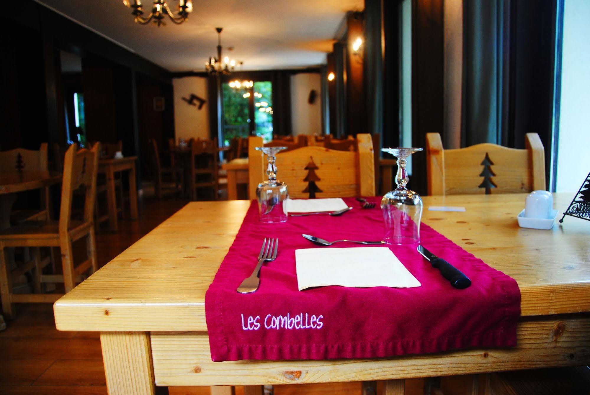 Hotel Les Combelles Châtel Extérieur photo